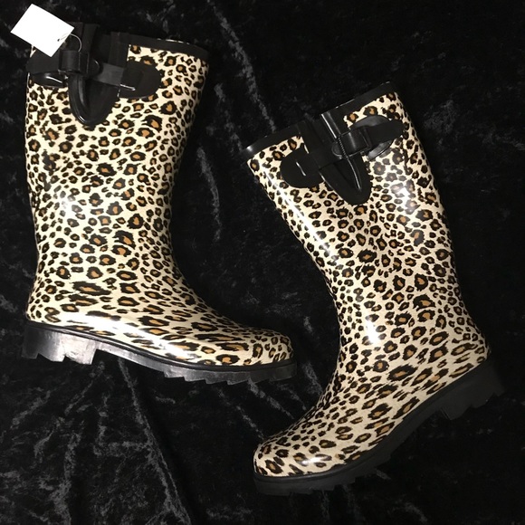 Shoes - BNWT Rain Boots
